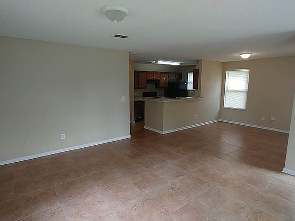 2nd image of 3640 Brentwood Blvd