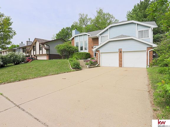 2nd image of 2706 N 142nd St
