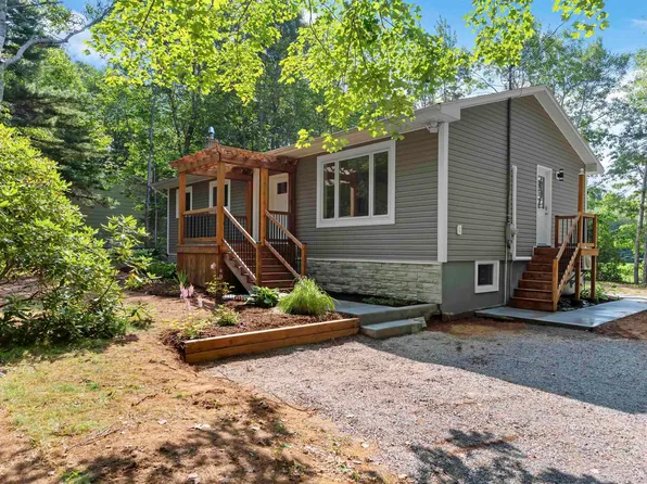 380 Hall Rd S, Kings, NS B0P 1R0