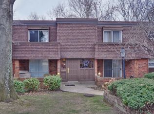 13579 Coliseum Dr APT G, Chesterfield, MO 63017