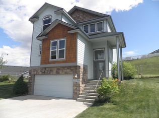 2330 NW Prairie View Dr, Pullman, WA 99163