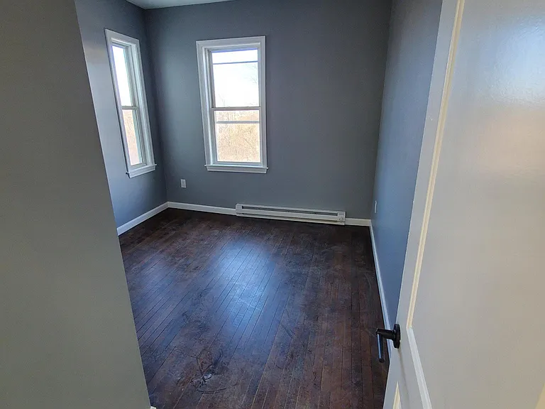38 Fox St #3 — Photo 3