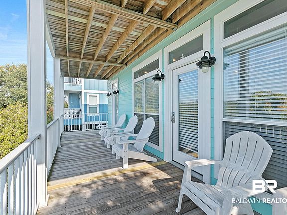 2nd image of 545 Plantation Rd #3
