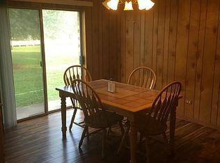 530 6th St, Hempstead, TX 77445