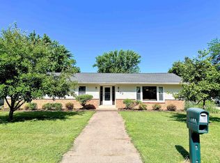 403 S State St, Prairie Du Chien, WI 53821