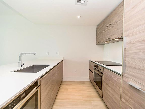 5th image of 1300 S Miami Ave #1803
