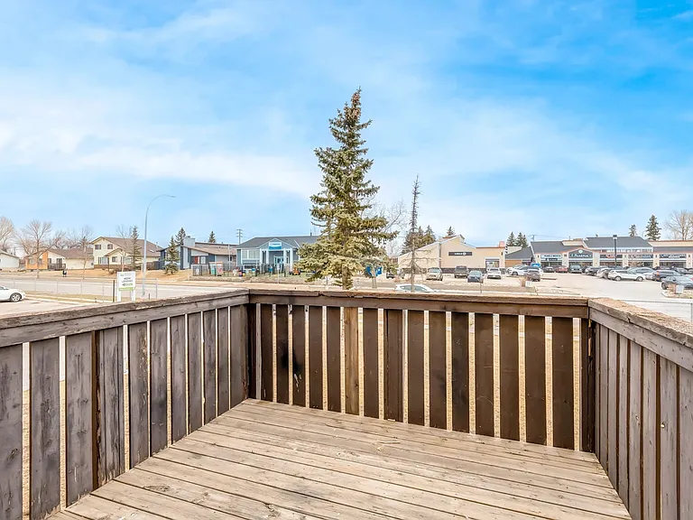 550 Rundlehorn Cir NE — Photo 25
