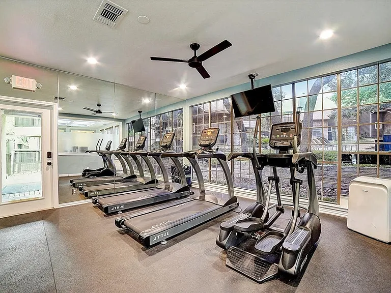 24 Hour Exclusive Fitness Center