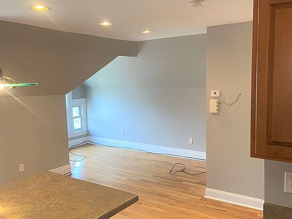 4th image of 5552 Avondale Pl APT 3