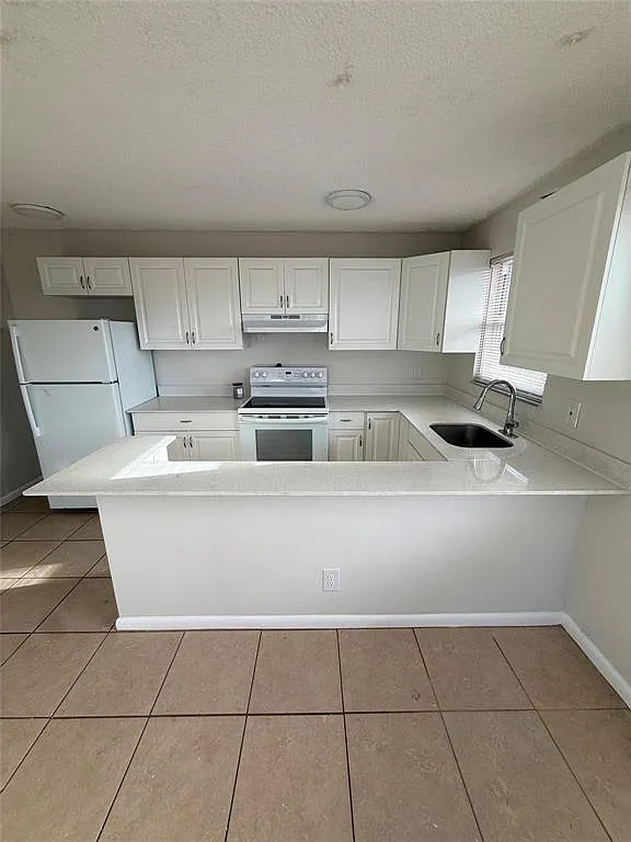1 bed, 900 sqft, $1,550 — Photo 4