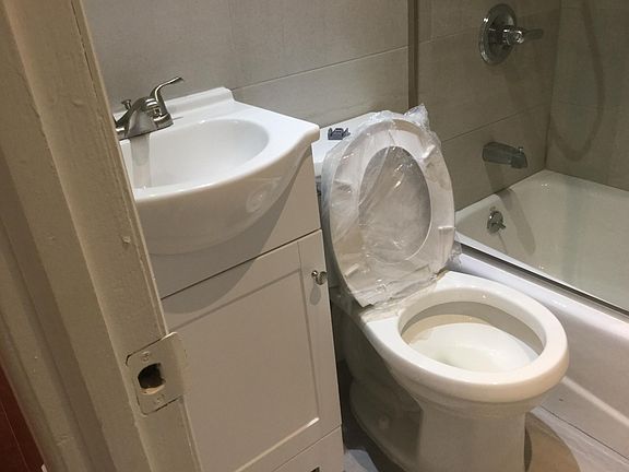 3rd image of 8616 91st St Floor 2