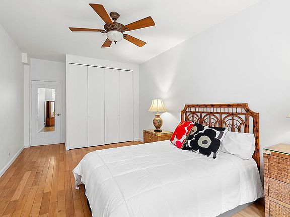 4th image of 440 E 62nd St APT 17G