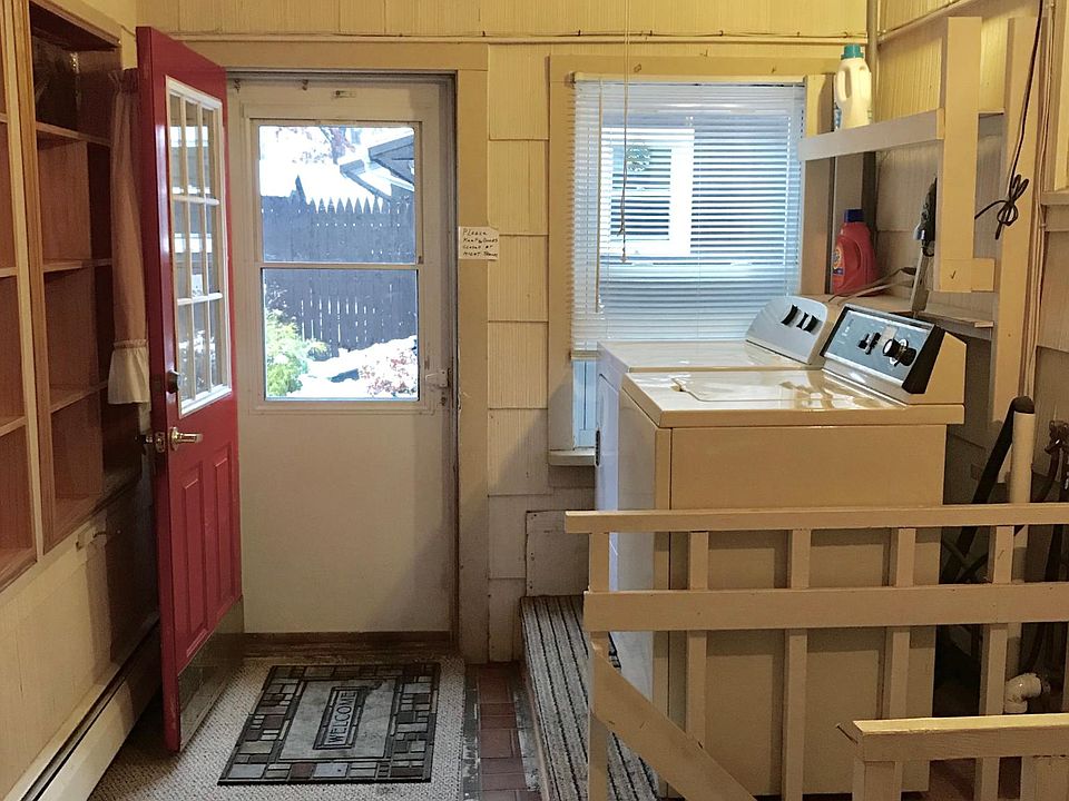 All utilities included Washer and dryer , common back entrance .