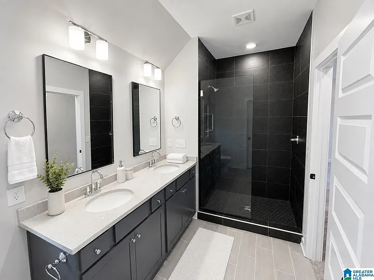 4783 Silas Ave — Photo 6