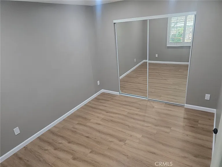 421 W Lexington — Photo 16