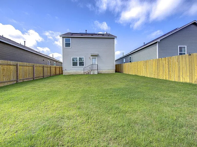 2704 Shimsham Dr — Photo 21