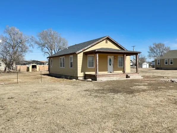 503 E 5th St, Hays, KS 67601