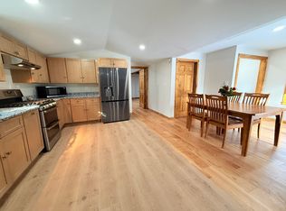 388 Sugar River Dr, Claremont, NH 03743