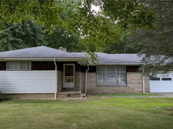 2921 Center Rd, Ashtabula, OH 44004