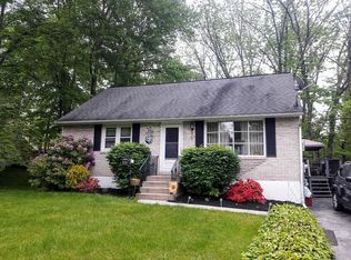 1458 N Valley Rd, Pottstown, PA 19464