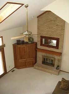 4th image of 12718 Wheaton Ave NW