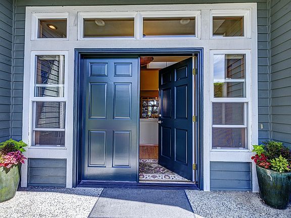 3rd image of 9008 NE 145th Pl