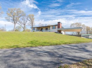 3125 S Main St, Galena, KS 66739