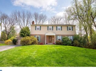 21 Grant Ln, Wayne, PA 19087