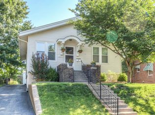 7323 Gayola Pl, Saint Louis, MO 63143