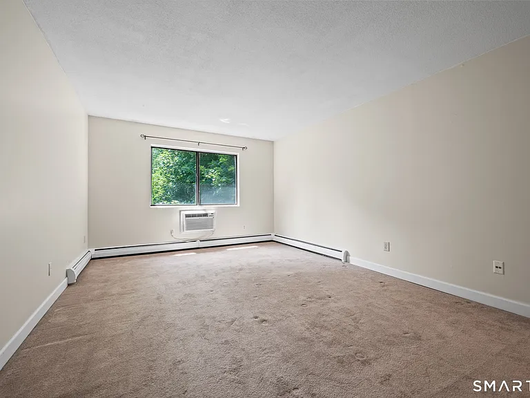 565 Talcottville Rd #1C5 — Photo 17