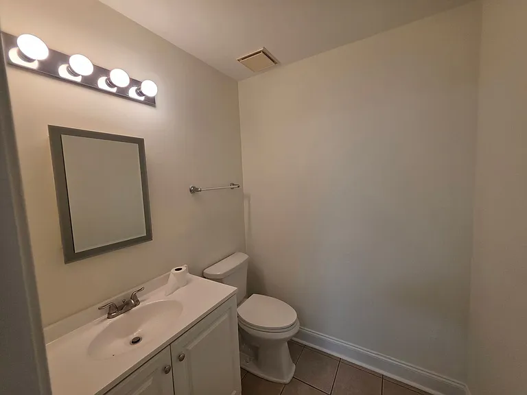 1016 Todd Preis Dr — Photo 6