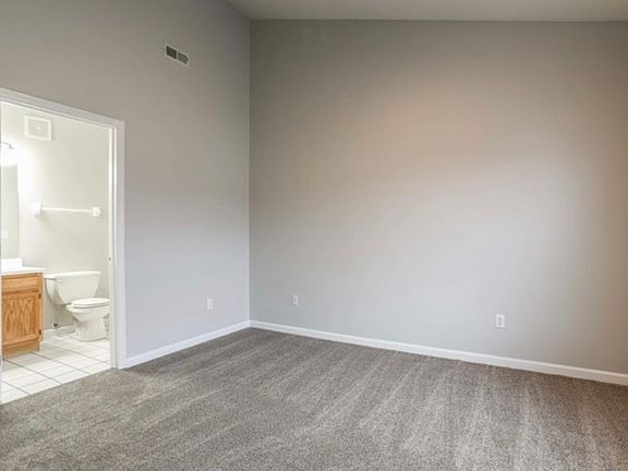 5th image of 8911 Fox Glove Way #F3c48f171