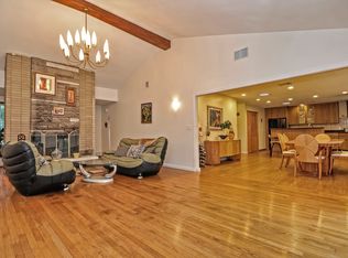 120 Maple St, Sherborn, MA 01770