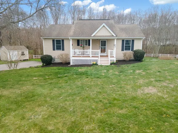 284 Hortonville Rd, Swansea, MA 02777