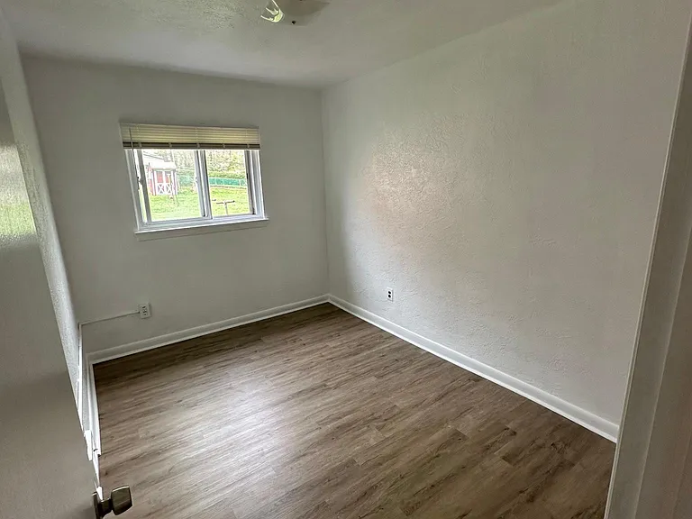 1227 W Marshall St #1 — Photo 10