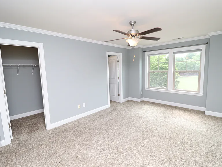 1428 Providence Green Ln — Photo 24