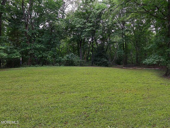 5th image of 139 Sleepy Hollow Road