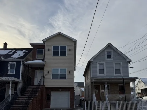 454 3rd Ave, Elizabeth, NJ 07206