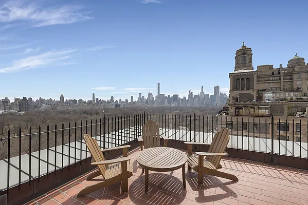 Sold by Corcoran | media 12