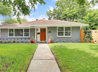 3126 Castlewood St, Houston, TX 77025