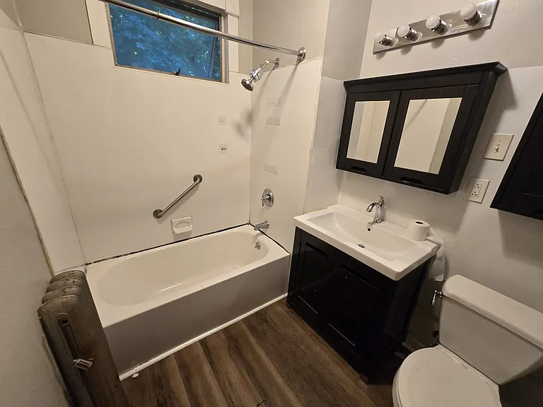 1226 Whalley Ave #2A — Photo 2