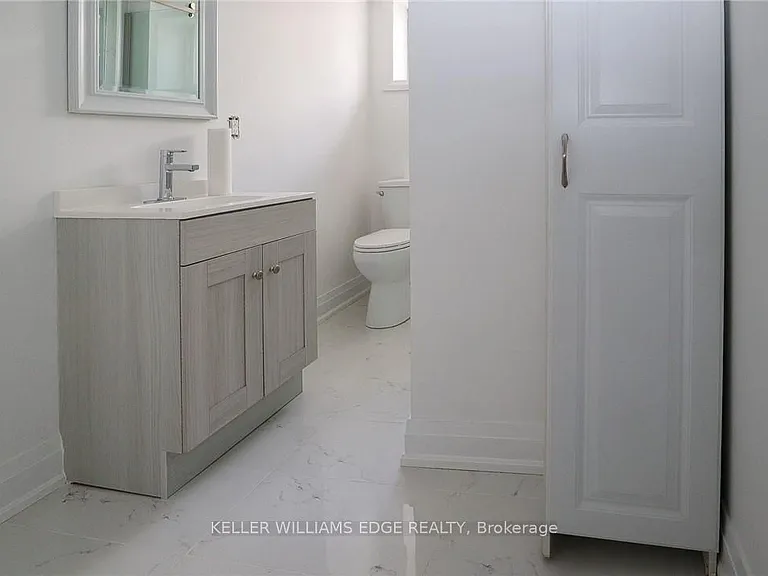 525 Britannia Ave W #LL — Photo 2