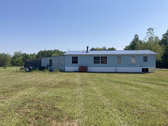 3rd image of 151 Dyke Rd