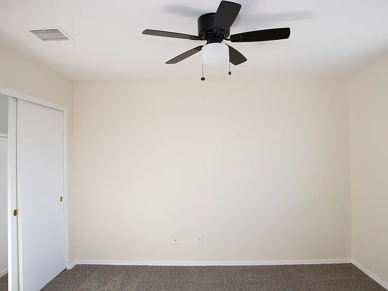16015 S Yava Rd #1 — Photo 17