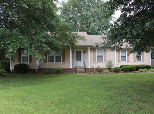 3223 Meadowhill Dr, Murfreesboro, TN 37130