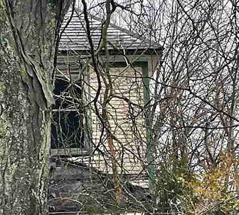 6129 Van Court