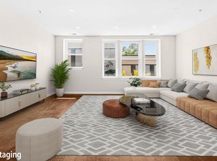 1109 O St NW APT 302, Washington, DC 20005