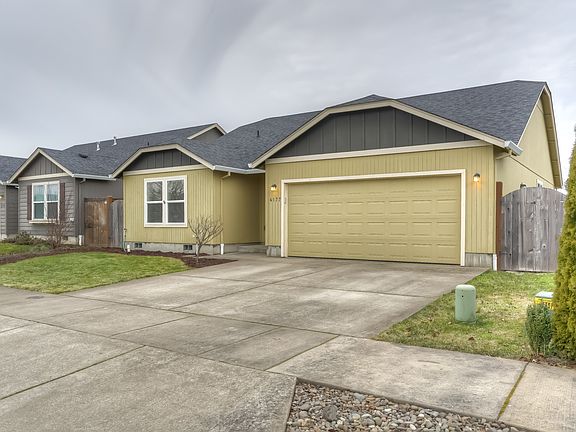 Double car garage