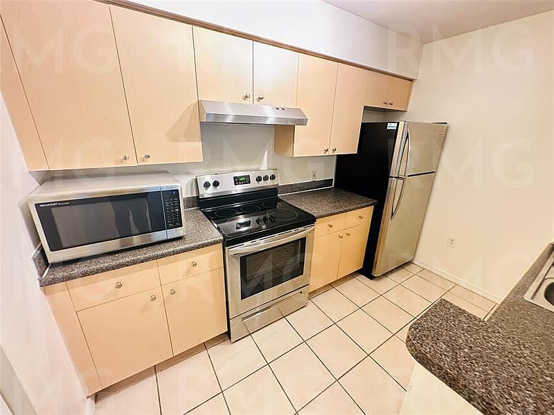 1st image of 4271 San Marino Blvd APT 103