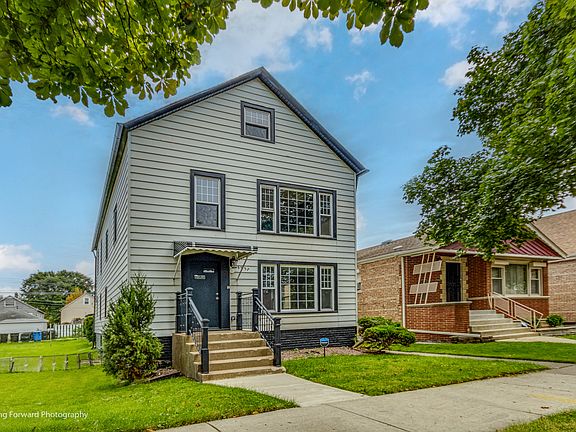 2nd image of 8537 S Essex Ave